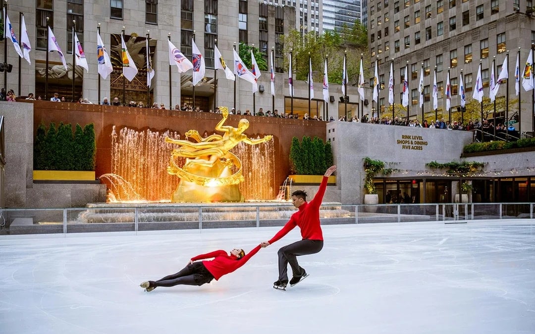 The Rink - Rockefeller Tickets with Skate Rental, New York