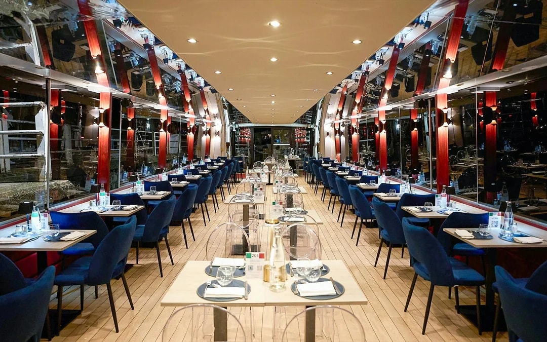 Théo Boat Seine River Dinner Cruise with Italian Menu Image 6