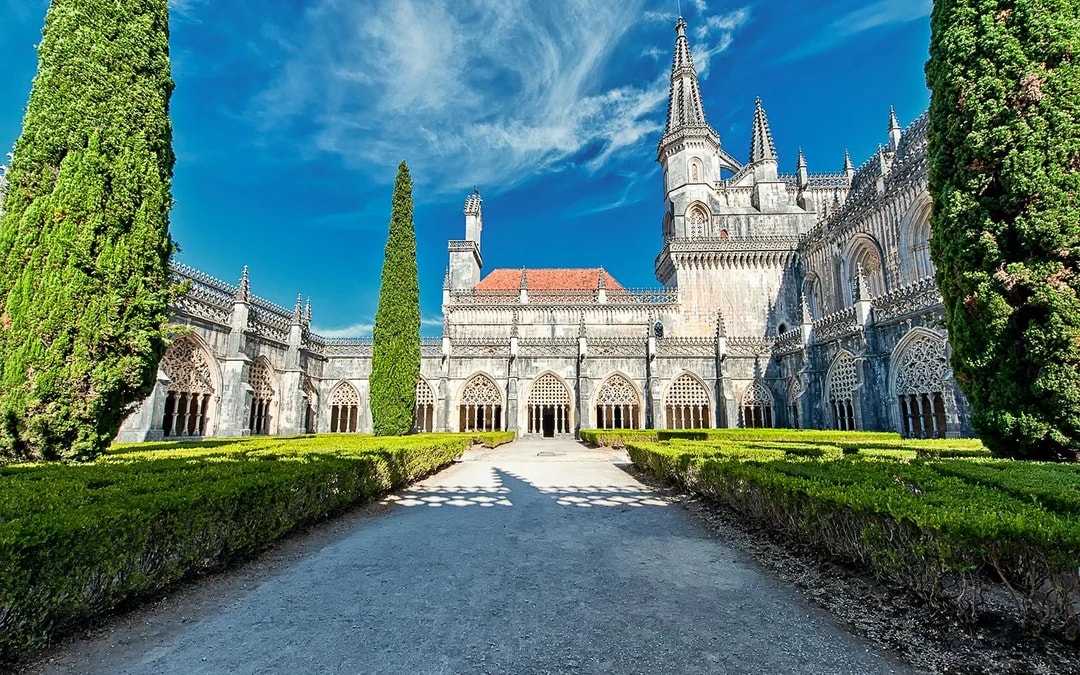 Tickets to Batalha Monastery Image 2