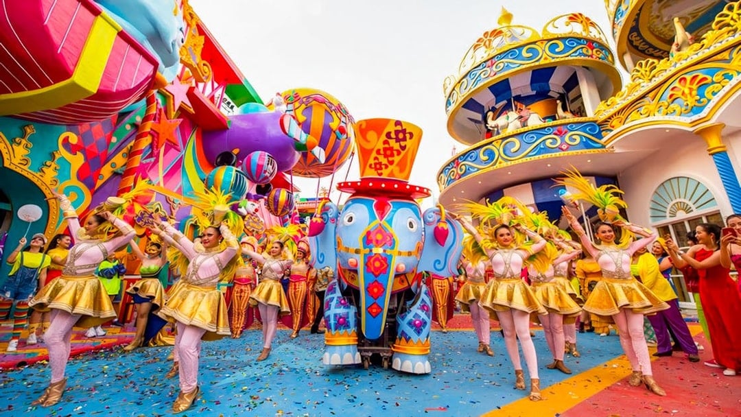 Tickets to Carnival Magic Or Phuket Fantasea