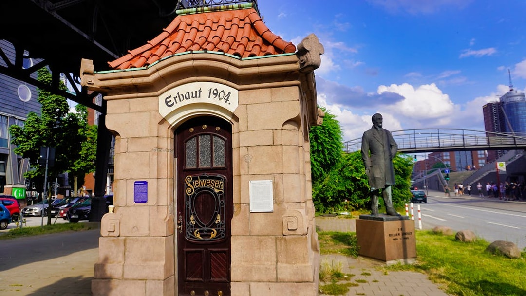 Historic building and statue of Sir William Lindley in Hamburg, Germany.