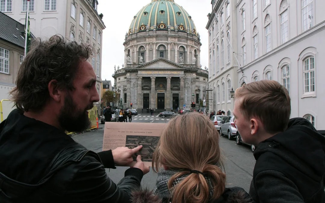 Tickets to Mystery Hunt by Amalienborg Palace Image 5