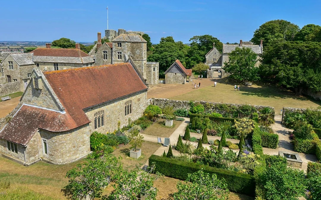 Tickets to the Carisbrooke Castle Image 3