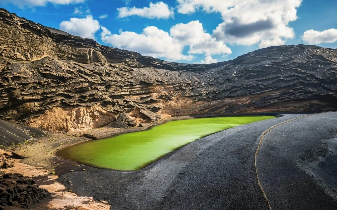 Timanfaya National Park & Lago Verde Tour