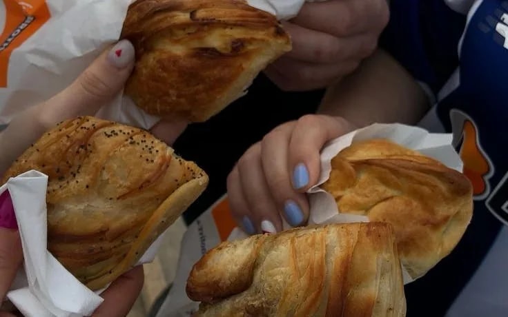 Tirana Street Food and Landmarks Guided Walking Tour – 6 Dishes, 1 Sweet, Dhalle, and Water Image 9