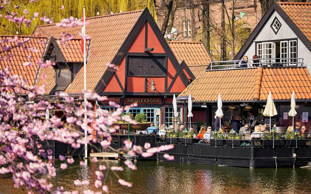 Tivoli Gardens Unlimited Ride Pass Image 9