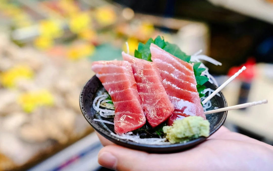 Tokyo Food Tour: Tsukiji Fish Market Walking Tour with Temple Visit
 Image 6