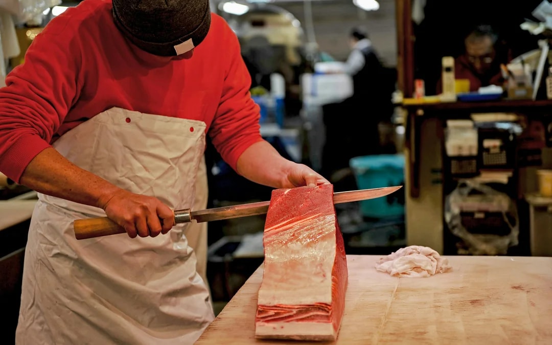 Tokyo Food Tour: Tsukiji Fish Market Walking Tour with Temple Visit
 Image 9