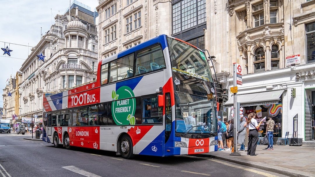 Tootbus: London Hop-on-Hop-off Bus Tour with Optional Thames River Cruise