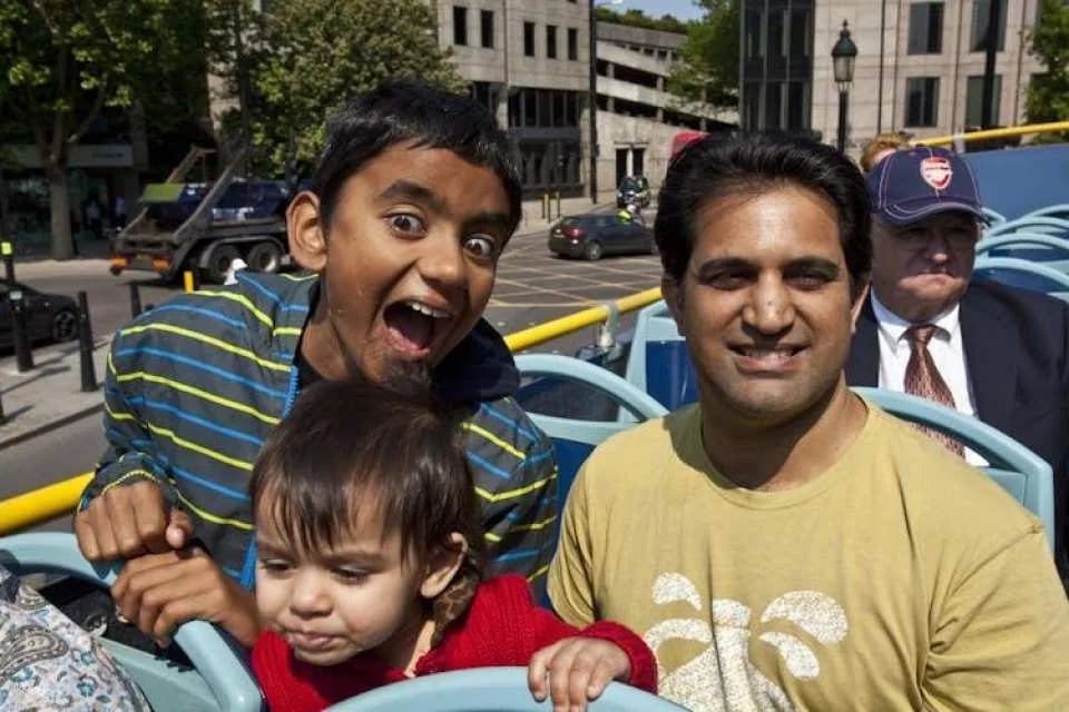 Tootbus London Kids Tour: Live Guided Bus Tour