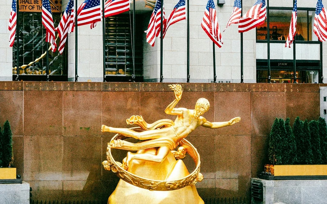 Top of The Rock Walking Tour + Ticket Image 10
