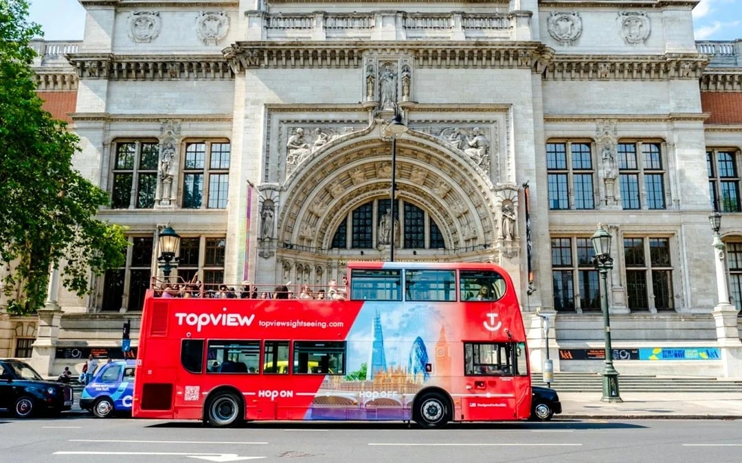 Topview: London Hop-on Hop-off Bus Tour with Optional Thames Cruise Image 6