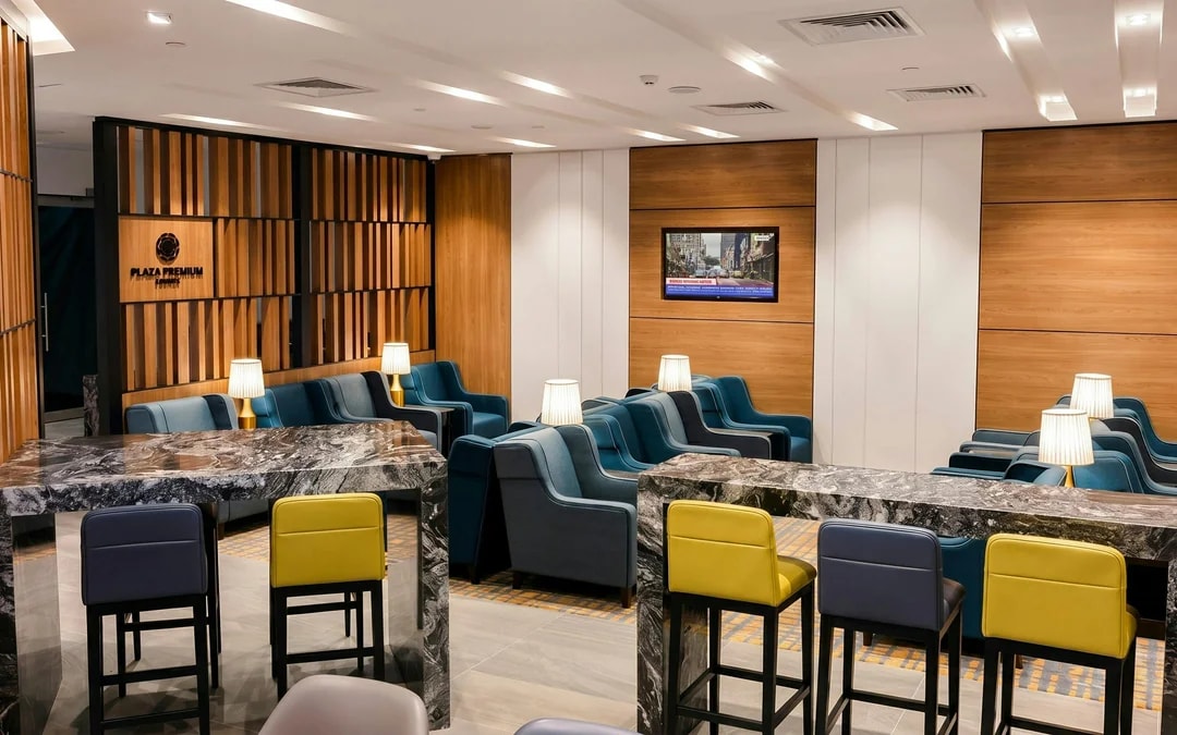 Toronto Pearson International Airport: Plaza Premium Lounge at Terminal 3 (USA Departures) Image 2