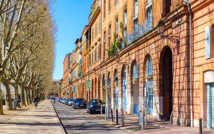 Toulouse Old Town: Self-Guided City Exploration Game Image 7