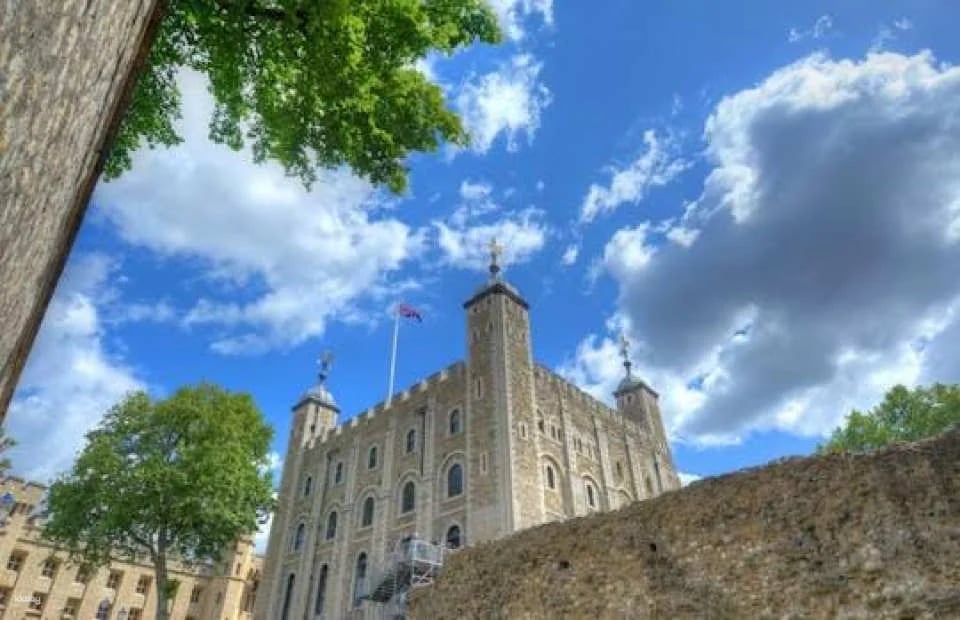 Tower of London, Crown Jewels and Yeoman Warder Walking Tour
