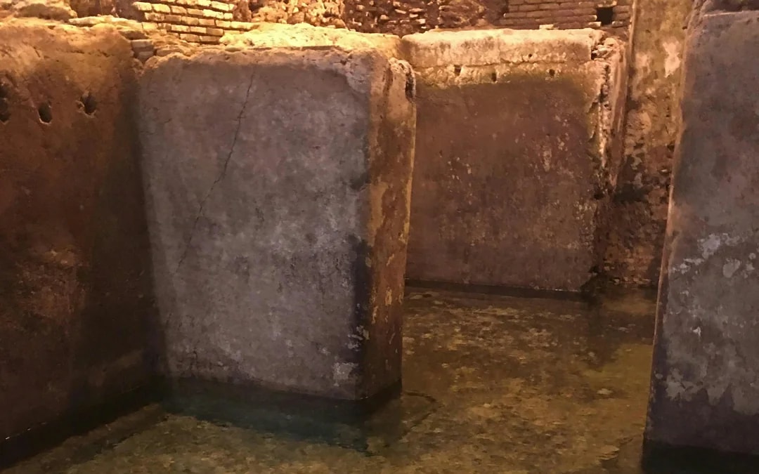 Trevi District Underground Guided Tour Image 9
