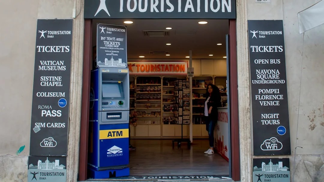 Ticket office for tours in Rome, including Vatican Museums and Navona Square.