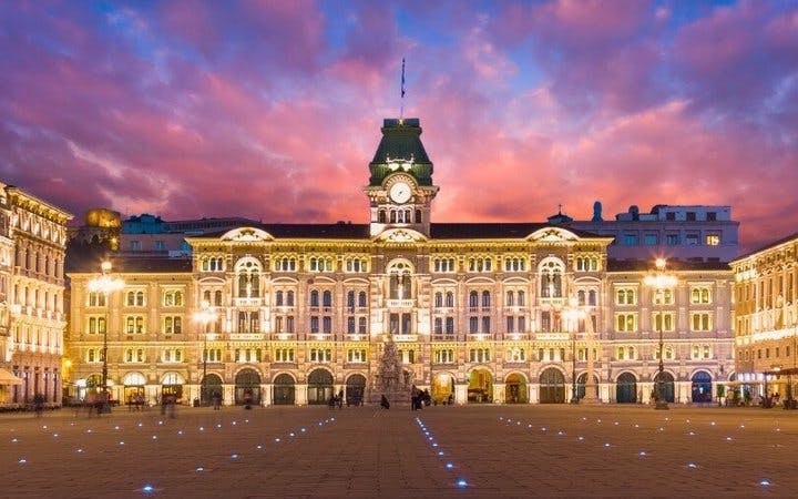 Trieste Self-Guided Walking Tour on Mobile App Image 6