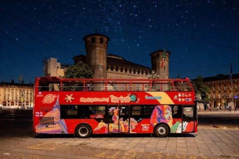 Turin night tour by Open Bus