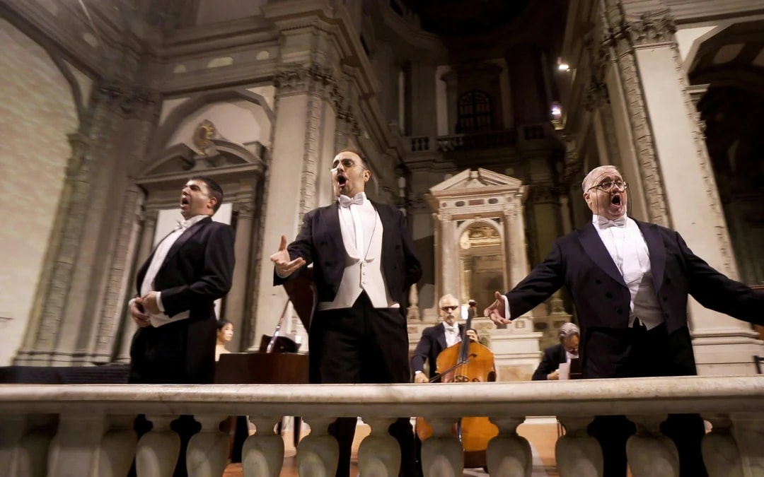 Tuscan Dinner and Three Tenors Concert in Florence Image 1