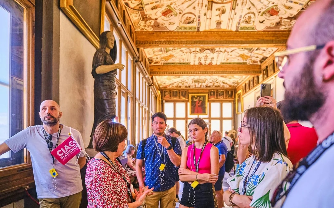 Uffizi Gallery and Vasari Corridor Small-Group Guided Tour Image 1