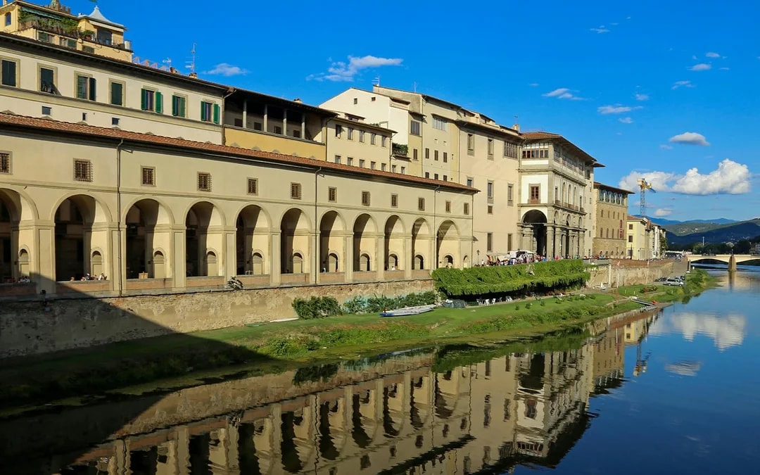 Uffizi Gallery and Vasari Corridor Small-Group Guided Tour Image 11