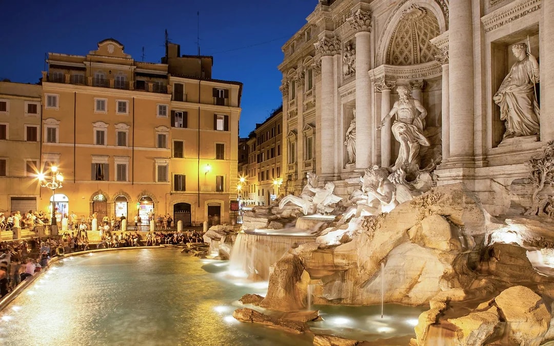 Under the Moonlight Rome Walking Tour with Secret Backstreets Image 7