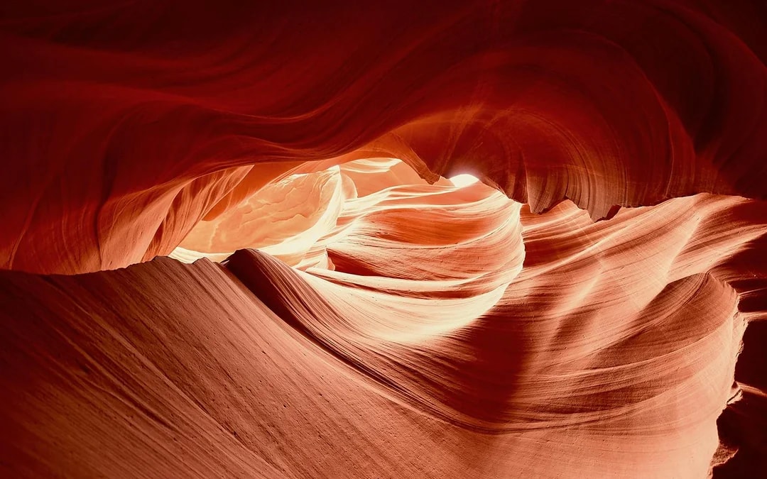 Upper Antelope Canyon Tour with Navajo Guide Image 8