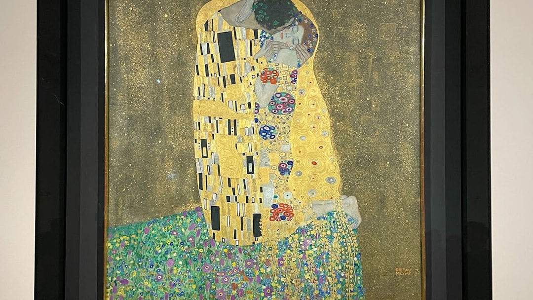Gustav Klimt’s The Kiss at Upper Belvedere Palace, Vienna, guided tour.