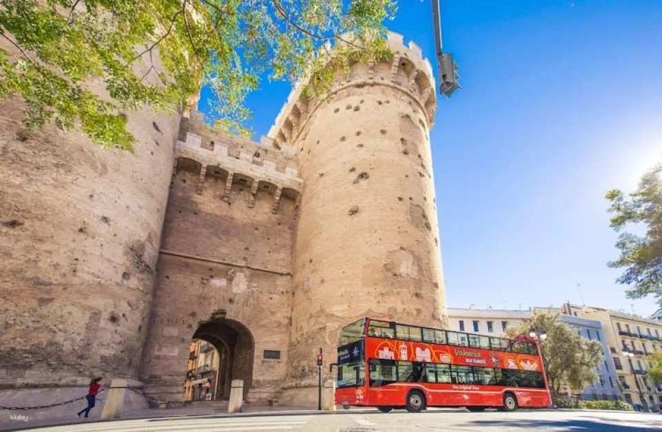 Valencia 48-hour touristic bus with entrance to San Nicolas chapel