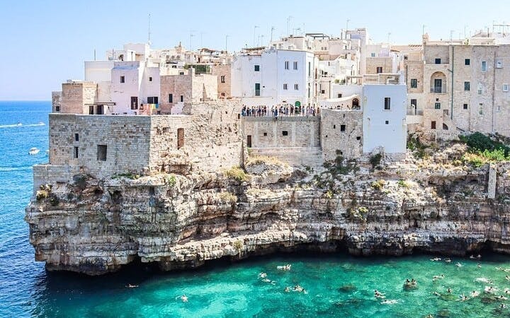 Valle d'Itria: Polignano, Ostuni e Locorotondo, from Bari Image 9