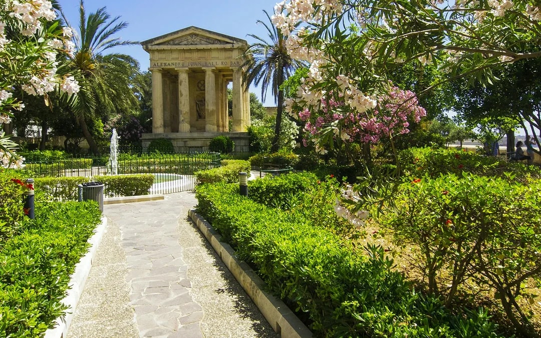 Valletta Half-Day Guided Tour with Audio-Visual Show Image 5