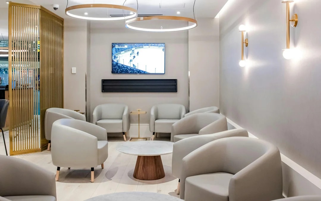 Vancouver International Airport: Plaza Premium Lounge at US Departures Image 3