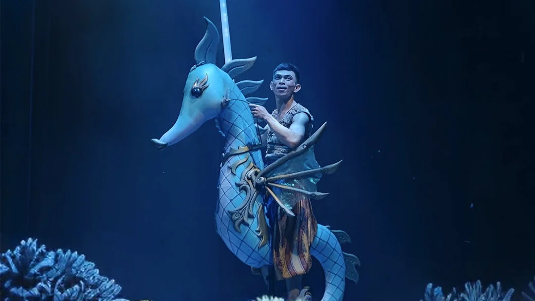 Performer on seahorse in Varuna Underwater Theatrical Dining Experience.