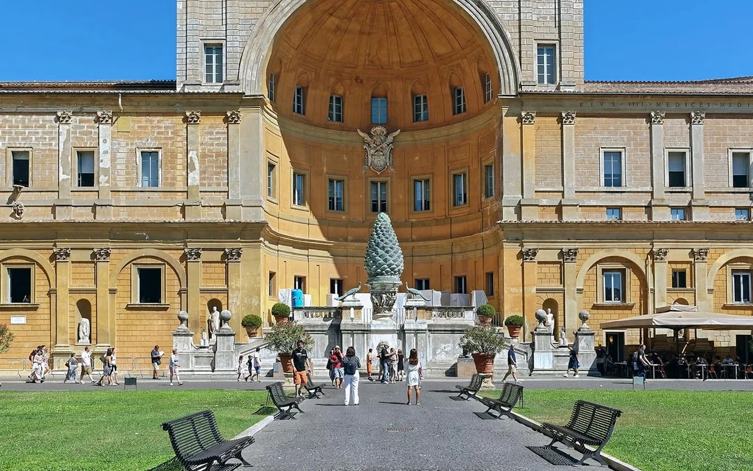 Vatican Museums & Sistine Chapel Guided Tour with St. Peter's Basilica Image 2