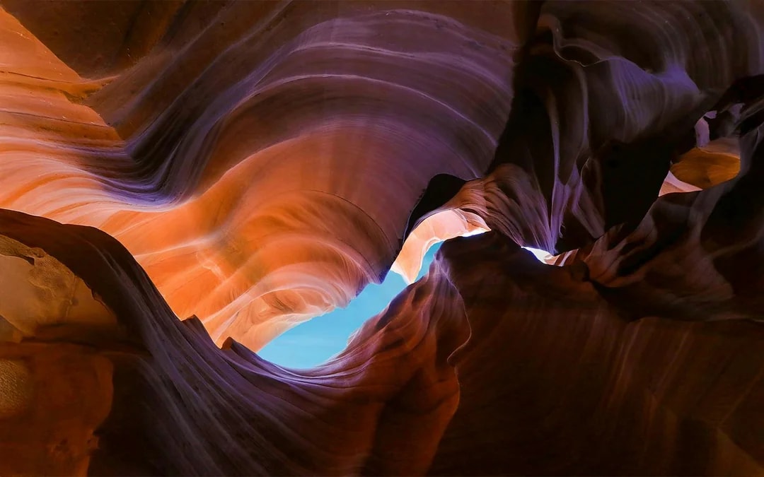 From Las Vegas: Antelope Canyon X & Horseshoe Bend Tour with Lunch Image 1