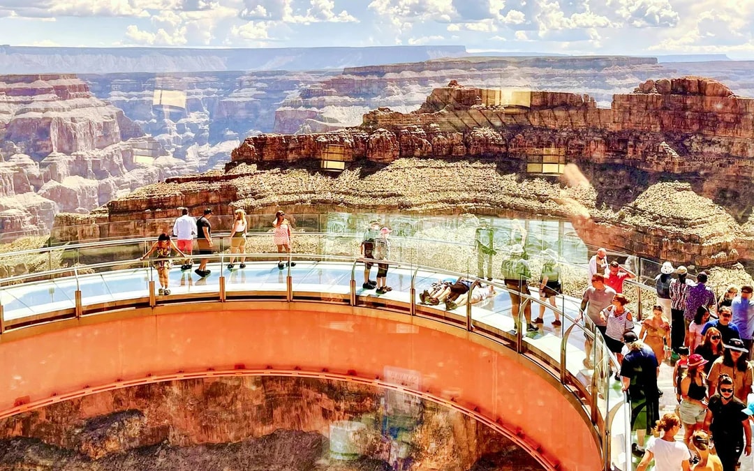 Las Vegas to Grand Canyon West & Hoover Dam Bus Tour with Optional Skywalk Entry Image 5