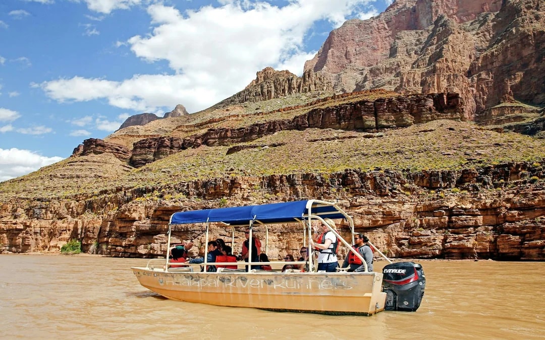 Las Vegas to Grand Canyon West & Hoover Dam Bus Tour with Optional Skywalk Entry Image 8