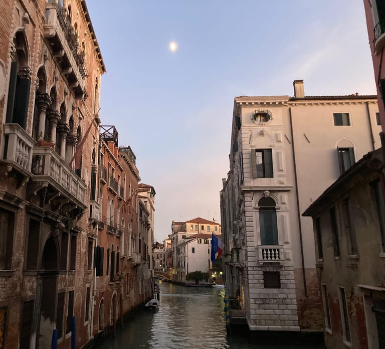 Venice: Crimes, Legends, and Mysteries Sunset Tour