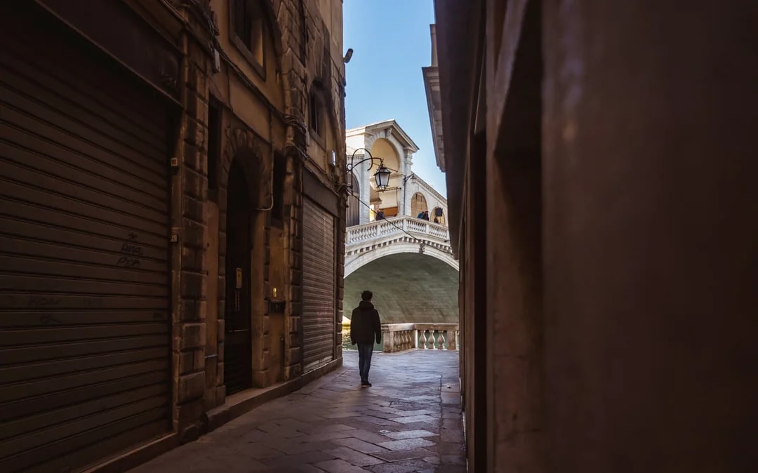 Venice Guided Walking Tour with Gondola Ride Image 7