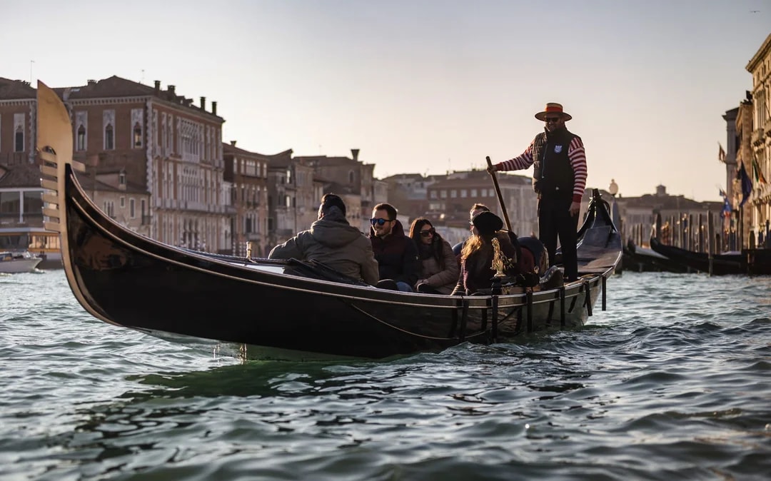 Venice Guided Walking Tour with Gondola Ride Image 2