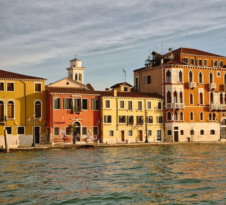 Venice: Hidden Backstreets, Rialto, and St. Mark's Tour experience image 3