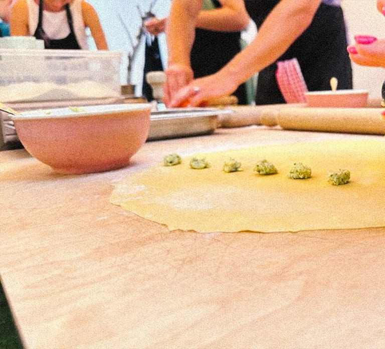 Venice: Home Cooking Experience with Unlimited Wine