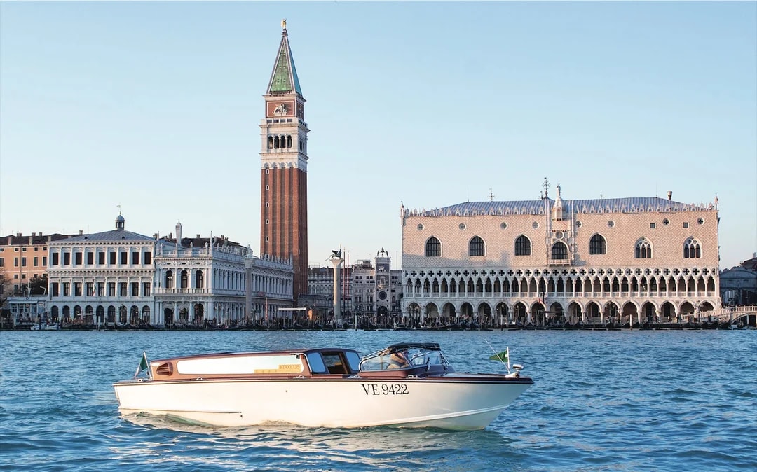 Private Water Taxi Transfers: Venice Marco Polo Airport to/from Venice City Image 4
