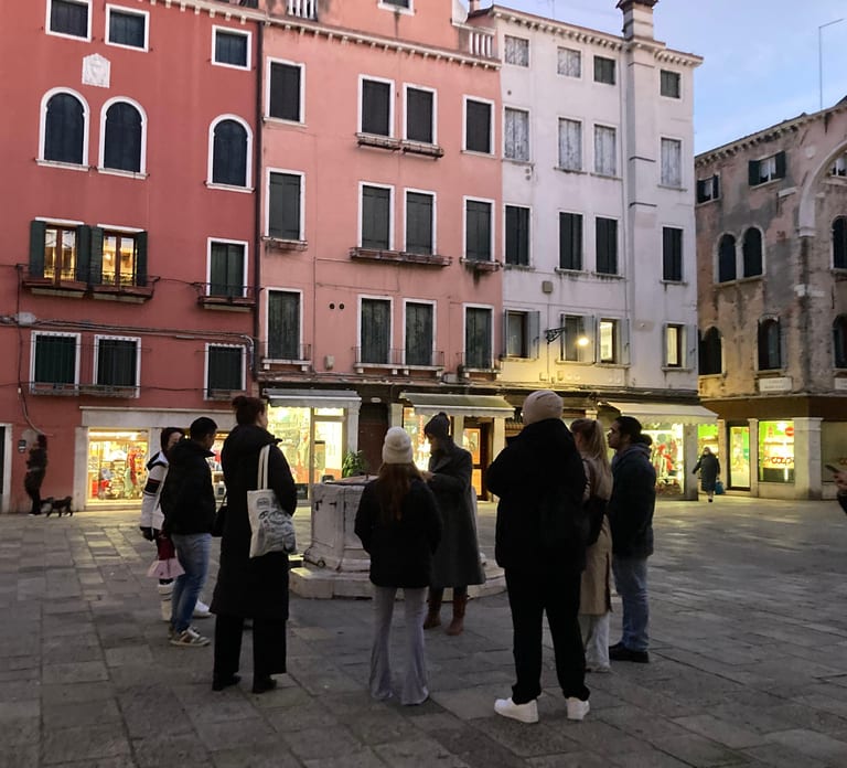 Venice: Mysterious Tales of Ghosts and Murders