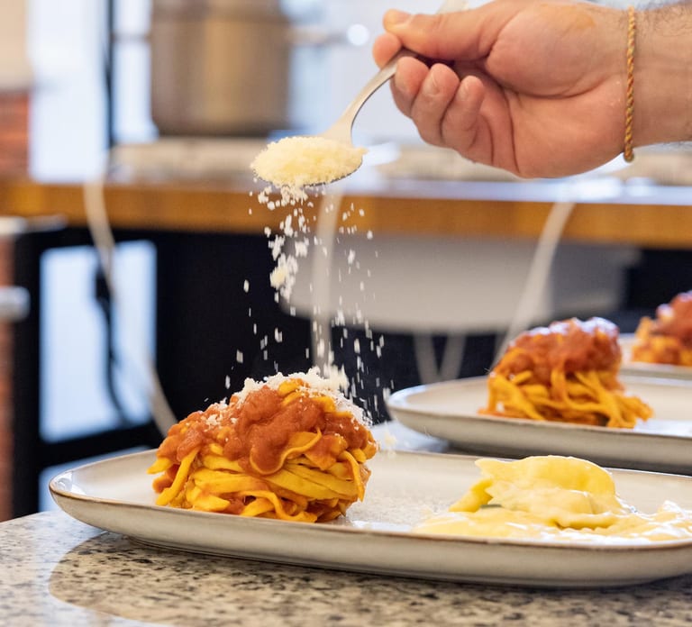 Venice: Pasta Making & Gelato near St Mark's Square