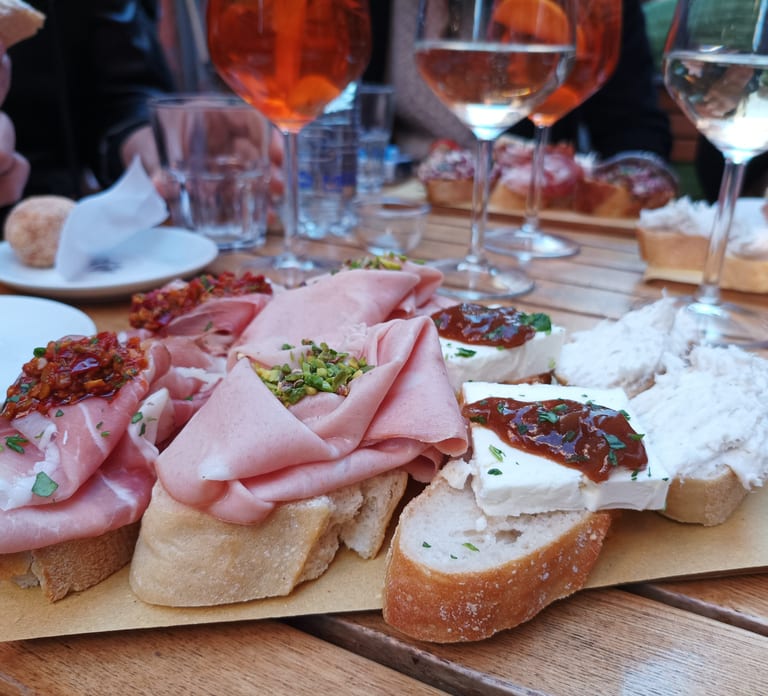 Venice: The Ultimate Food Tour with Wine & Spritz