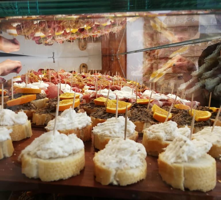 Venice: The Ultimate Food Tour with Wine & Spritz
