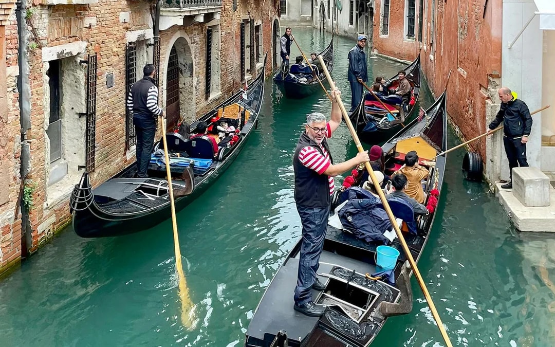 Venice Walking Tour with Grand Canal Gondola Ride Image 8