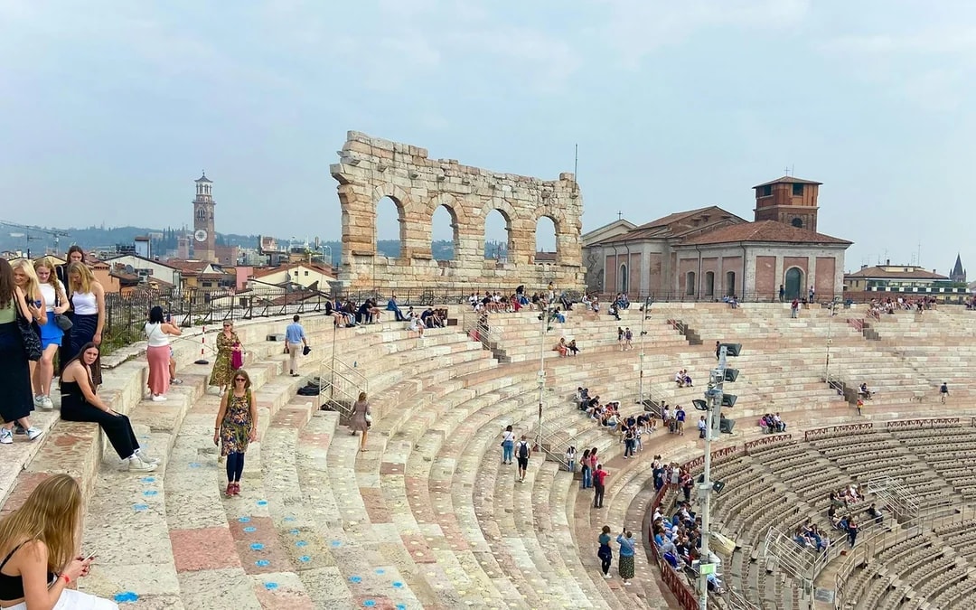Arena di Verona Skip-the-Line Guided Tour Image 7